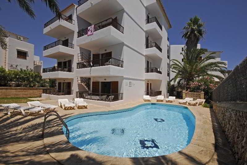 Hotel Cabot Cala Ferrera 3*