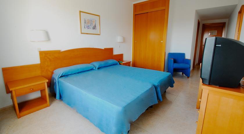 Cabot Cala Ferrera Hotel 3*