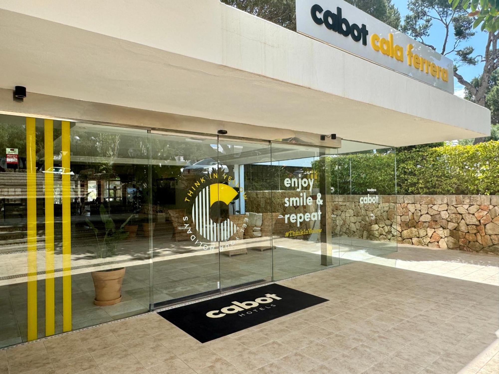 Hotel Cabot Cala Ferrera 3*