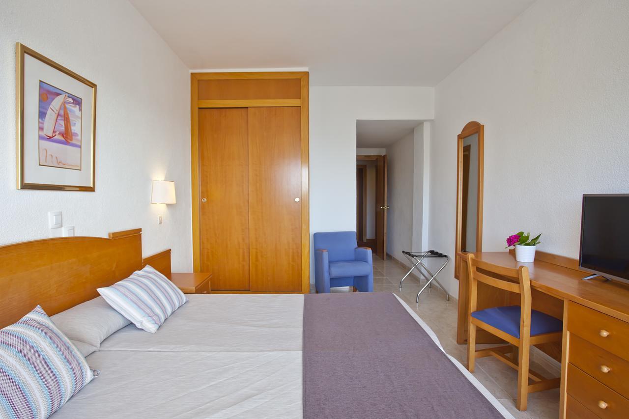 Cabot Cala Ferrera Hotel 3*